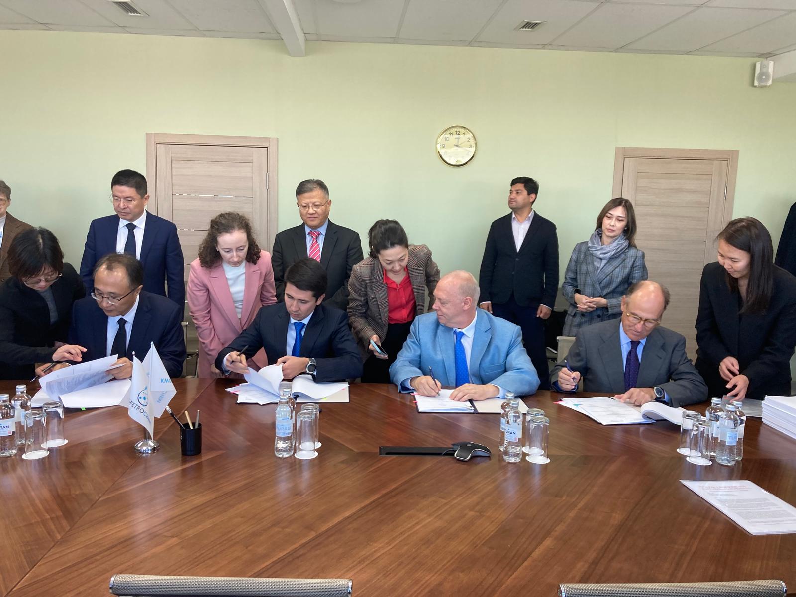 A joint venture formed by Sinopec and Técnicas Reunidas, awarded a large petrochemical unit in Kazakhstan